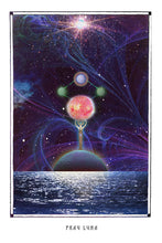 Laden Sie das Bild in den Galerie-Viewer, Frau Luna wall art