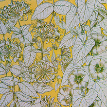 Laden Sie das Bild in den Galerie-Viewer, IN BLÜTE