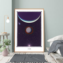 Laden Sie das Bild in den Galerie-Viewer, LUNAR